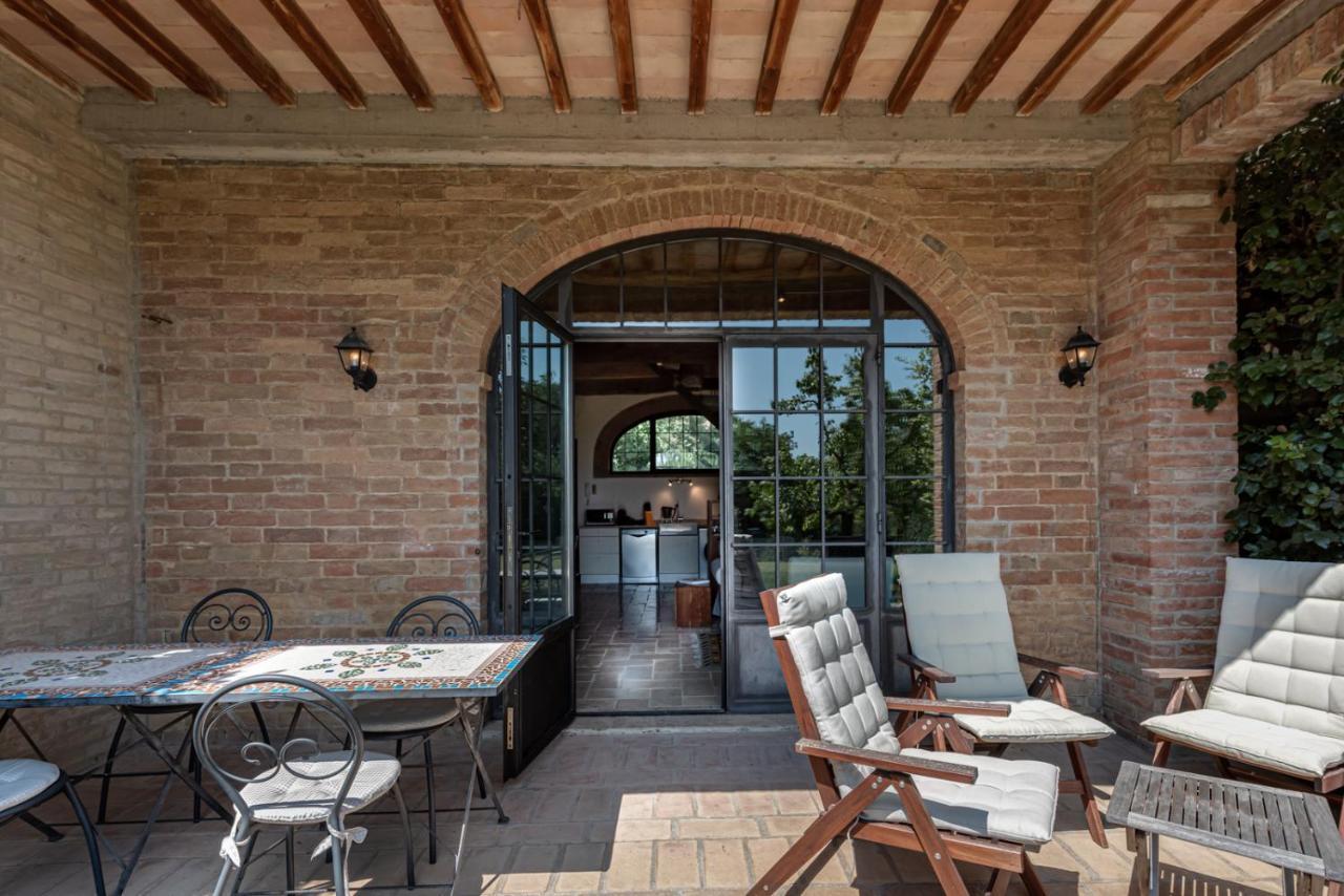 Podere Ferranino At Ville Ferrano San Giovanni dʼAsso 外观 照片