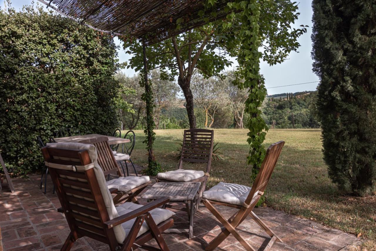 Podere Ferranino At Ville Ferrano San Giovanni dʼAsso 外观 照片